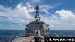 美国海军导弹驱逐舰“马斯廷”号8月18日航行经过台湾海峡。（图片来源：美国海军太平洋舰队脸书）