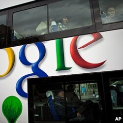 北京一辆公车上的谷歌广告