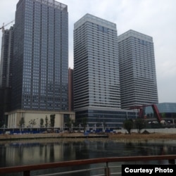 贵阳市的几座楼。活石教会在最右边那座大楼的24层。（资料图，活石教会成员提供）