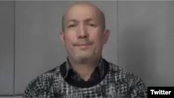 Penyair dan musisi Uighur Abdurehim Heyit, meninggal di kamp tahanan (foto: dok).