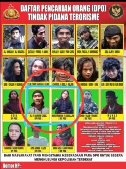 Foto dua tersangka pelaku penyerangan Polisi yang bertugas melakukan pengamanan di Bank Mandiri Syariah Poso, Sulawesi Tengah. Foto : Humas Polda Sulawesi Tengah