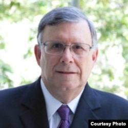 美国律师协会法律教育和律师资格部负责人巴里•克里尔(照片来源：American Bar Association)