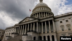 ARHIVA - Zgrada američkog Kongresa (Foto: REUTERS/Kevin Wurm)