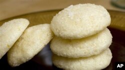 Kue-kue yang terbuat dari tepung yang tidak mengandung gluten semakin populer di Amerika (foto: dok.).