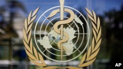 Broj novoobolelih od Kovida 19 treću nedelju u padu (Foto: AP/Anja Niedringhaus)