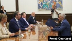 Predsednik Srbije Aleksandar Vučić sastaće se sa ambasadorom Ruske Federacije Aleksandrom Bocan-Harčenkom (Fonet)