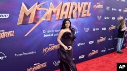 Pemeran sosok Kamala, Iman Vellani tiba di pemutaran perdana "Ms. Marvel," Kamis, 2 Juni 2022, di Teater El Capitan, Los Angeles. (Foto: Jordan Strauss/Invision/AP)