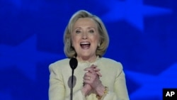 Amai Hillary Clinton