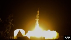 Raketa koja nosi tehnologiju za "mini Habl" teleskop poleće iz Arnhem svemirskog centra u Australiji, 26. juna 2022.