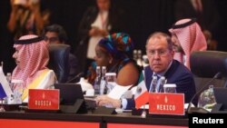 Menteri Luar Negeri Rusia Sergey Lavrov menghadiri Pertemuan Menteri Luar Negeri G20 di Nusa Dua, Bali, 8 Juli 2022. (Kementerian Luar Negeri Rusia/Handout via REUTERS)