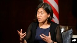 资料照片：美国贸易代表戴琪2022年5月20日接受美联社采访。