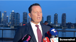 Ričard Grenel u razgovoru sa novinarima u zgradi UN u Njujorku, 26. septembra 2024. (screenshot)