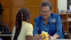 «Названі» дідусі та бабусі: як працює американська програма для літніх людей. Відео «Названі» дідусі та бабусі: як працює американська програма для літніх людей. Відео