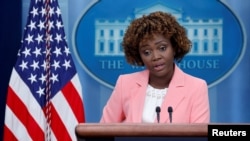 Juru bicara Gedung Putih Karine Jean-Pierre berbicara dalam sesi konferensi pers harian Gedung Putih di Washington, pada 28 September 2022. (Foto: Reuters/Jonathan Ernst)