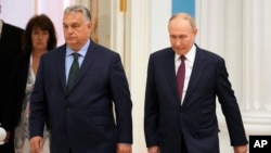 Vladimir Putin i Viktor Orban na sastanku u Moskvi (Foto: AP/Alexander Zemlianichenko)