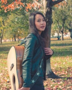 Laura Sekarputri, musisi Indonesia yang menjadi Guru Terapi Musik di kota Boston, AS (dok. pribadi).