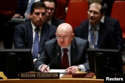 Duta Besar Rusia untuk Perserikatan Bangsa-Bangsa, Vasily Nebenja, berbicara dalam pertemuan Dewan Keamanan di markas besar Perserikatan Bangsa-Bangsa di New York. (Foto: dok).