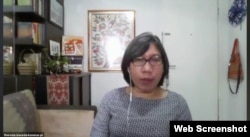 Komisioner Komnas Perempuan, Theresia Iswarini saat memberikan keterangan terkait RUU Perlindungan PRT, Senin 15 Februari 2021. (Foto:VOA)