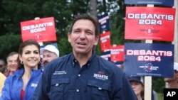 角逐美国共和党总统候选人提名的佛罗里达州长罗恩·德桑蒂斯（Ron DeSantis）（美联社资料照）