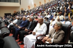 Lors de l'investiture de Idriss Deby Itno (VOA/André Kodmadjingar)