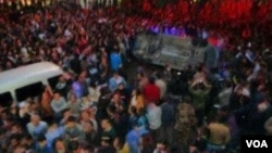 网友上传的四川泸州万人抗议的照片(参与网)