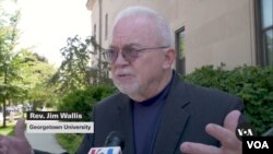 Pendeta Jim Wallis. (Mary Cieslak-Saqib Ul Islam-Henry Hernandez-Carolyn Presutti/VOA)