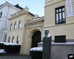 诺贝尔研究所(美国之音王南拍摄）