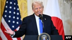 도널드 트럼프 미국 대통령이 2025 년 2월 7일 워싱턴 백악관에서 이시바 시게루 일본 총리와 회동 후 연 공동기자회견에서 발언하고 있다.