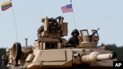 美国M1A2坦克参与部队演习(资料照）