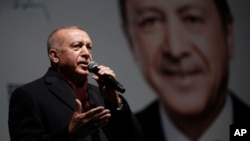 Presiden Turki Recep Tayyip Erdogan dalam kampanye di Istanbul, 19 Maret 2019. 