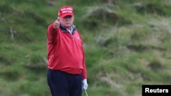 Bivši predsednik i republikanski kandidat za predsednika Donald Tramp (FOTO: REUTERS/Damien Storan)