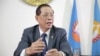 Sok Eysan, a spokesman and lawmaker of Cambodian's People Party, gave an interview to VOA in his office at CPP's headquarter in Phnom Penh on October 12, 2016. (Hean Socheata/ VOA Khmer)