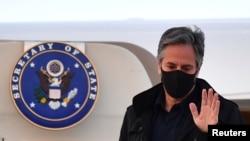 美国国务卿布林肯2021年5月3日抵达伦敦出席七国集团外长会议（路透社）