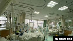 Suasana rumah sakit umum "Central Hospital" di Wuhan, 25 Januari 2020 (Foto: Central Hospital of Wuhan via Weibo/Reuters).