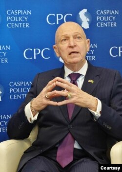 AQShning iste'fodagi diplomati Metyu Klimov NATO va boshqa idoralarda ham xizmat qilgan (Caspian Policy Center)