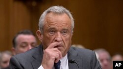 Robert Kenedi mlađi tokom pretresa u Odboru za finansije američkog Senata (Foto: AP/Rod Lamkey, Jr.)