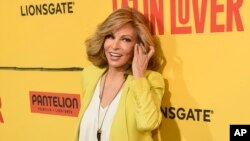 ARHIVA: Rakel Velč na promociji filma "How to be a Latin Lover" u Los Anđelesu, 26. aprila 2017.