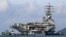 Hàng không mẫu hạm USS Ronald Reagan tại cảng Đà Nẵng.