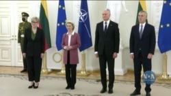 Світову спільноту останній тиждень окрім пандемії турбує загострення на кордонах України з півночі. Відео