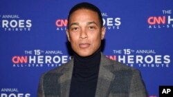 Don Lemon, fotografisan 12. decemra 2021. godine u Njujorku.