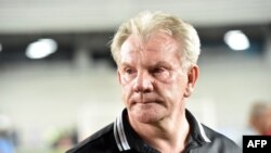 Paul Put, ntango azali entraîneur ya Guinée, na Alger, 5 juillet 2017.