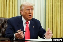 2025년 3월 6일 미국 워싱턴 D.C. 백악관에서 도널드 트럼프 미국 대통령이 행정 명령에 서명 중 발언을 하고 있다.