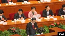 中国最高法院院长周强做工作报告（资料照片）(美国之音叶兵，艾伦 拍摄)