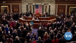 VOA英语视频：美国大选临近 女性试图打破“玻璃天花板”