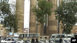 中国指责穆斯林极端分子在咯什进行恐怖袭击，警方8月1日加强在乌鲁木齐的警戒