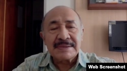 Guru Besar FISIP, Universitas Airlangga, Surabaya, Prof Ramlan Surbakti.(VOA)