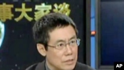 时事评论员曹长青