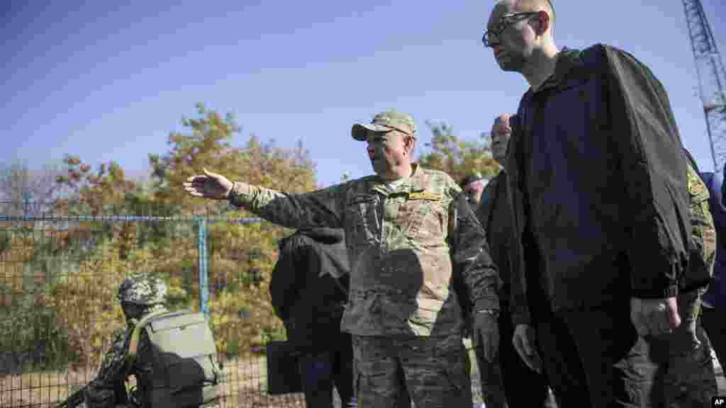 Firayim Minista Ukraine Petro Poroshenko a Kiev, Ukraine, Oktoba 15, 2014.