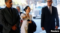 中国华为公司首席财务官孟晚舟前往加拿大温哥华一家法庭继续出席庭审。（2019年9月30日）
