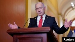 Le Premier ministre israélien Benjamin Netanyahu s'adresse aux journalistes au Congrès américain le 7 février 2025. Reuters /Nathan Howard